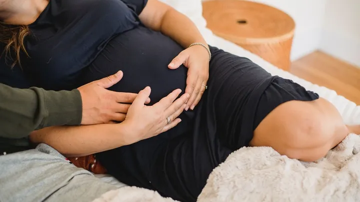 Położna dokonuje dziwnego odkrycia po 40-godzinnym porodzie pewnej kobiety