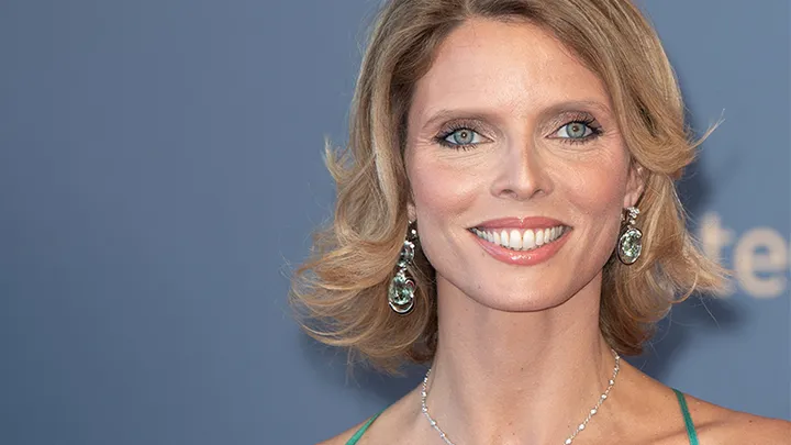 Voilà ce que fait Sylvie Tellier pour rester jeune !