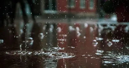 Zware regenval zorgt voor veel wateroverlast in Nederland