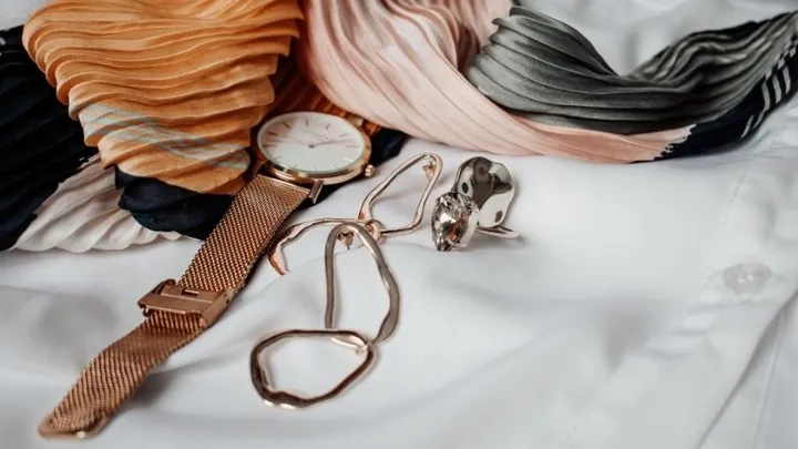 Lifehack! Zo haal je sieraden makkelijk uit de knoop