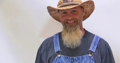Ongelooflijk: deze man kreeg een make-over en ziet er nu zo uit! Je herkent hem niet meer terug!