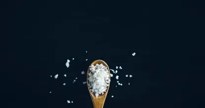 Deze 7 symptomen wijzen erop dat je te veel zout eet