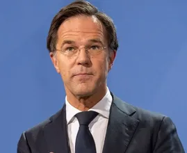 Rutte tijdens persconferentie: thuiswerken blijft voorlopig de norm