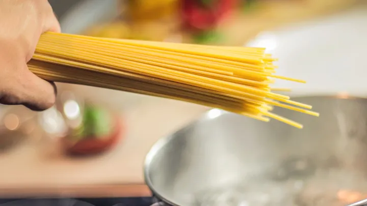 Profis verraten das Geheimnis einer perfekten Pasta und enthüllen deine häufigsten Kochfehler!