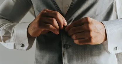 This is why men's and women's shirts button up on different sides