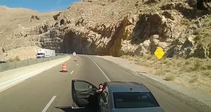 Entitled Woman's Roadrage Goes Viral
