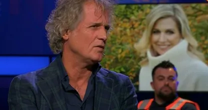 Jeroen Pauw haalt lachers op de hand met Matthijs van Nieuwkerk-imitatie