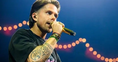 André Hazes over comeback: 'We staan in de Top 20!'