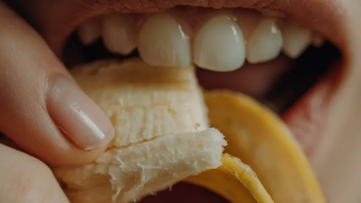10 façons surprenantes d'utiliser les peaux de banane que vous ne connaissiez pas