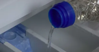 ¡Estos son 8 simples consejos de limpieza usando solo un poco de vinagre! ¡Increíble!