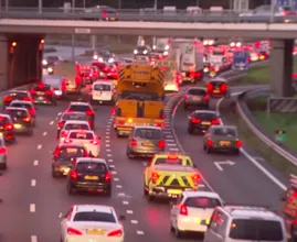Meer files en ongelukken: ANWB waarschuwt voor horrormaand op de weg