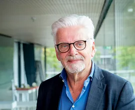 Jan Slagter gaat op zwemles na ongeluk: 'Ik was best wel in paniek'