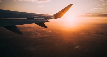 Zo vliegt een geniale 19-jarige zijn hele leven gratis de wereld over met United Airlines! Cool!