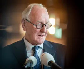 Remkes trekt boetekleed aan over lijst met piekbelasters