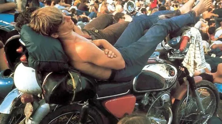 21 Unglaubliche Woodstock-Fotos, die das Gefühl vermitteln, selbst da gewesen zu sein
