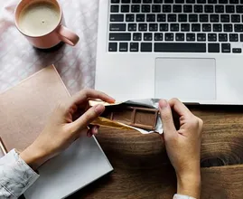 Werk je thuis? Let dan extra goed op je spijsvertering