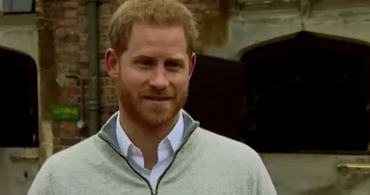Prins Harry reageert met speech openlijk over breuk met Brits koningshuis
