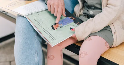 Klub książki Braille'a umożliwia dzieciom niewidomym dostęp do umiejętności czytania i pisania
