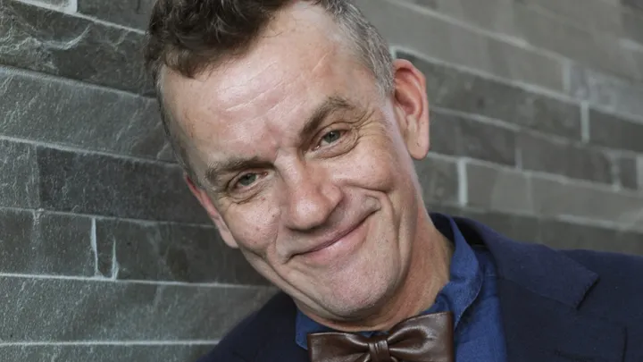 Dit is de nieuwe presentator van Taarten van Abel