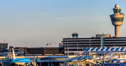 Grote klap voor Schiphol: 77 miljoen euro verlies door personeelstekort