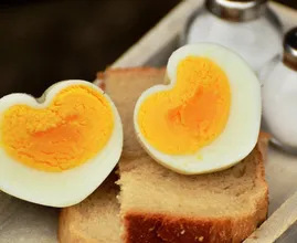 Lifehack: THIS is how to get a boiled egg within one minute!
