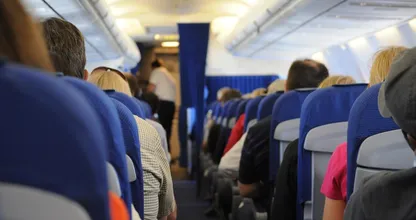 Wat is een jetlag en hoe kom je er zo snel mogelijk weer vanaf?