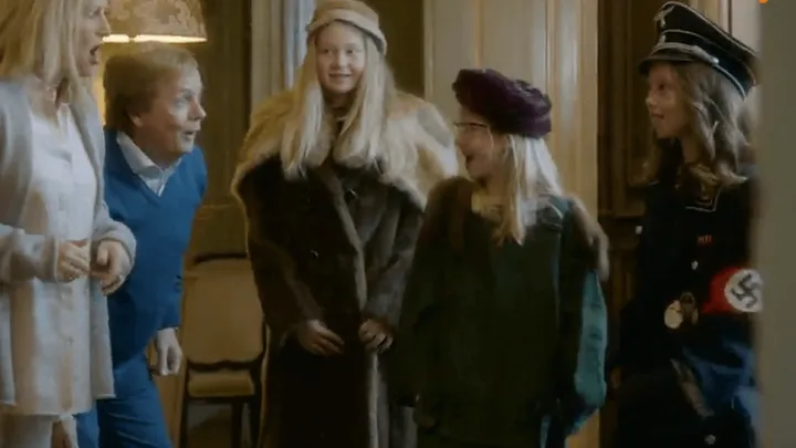 Satirisch programma Koefnoen onder vuur door DEZE persiflage op de koninklijke familie.. Moet dit kunnen of niet?