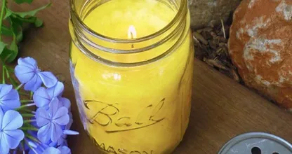 DIY: Zo maak je zelf een heerlijk geurende citronellakaars