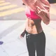 5 ejercicios para tus abdominales que puedes hacer en tan solo un minuto