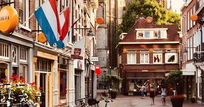 Paraplu of zonnebril? Dit is de weersverwachting voor Bevrijdingsdag