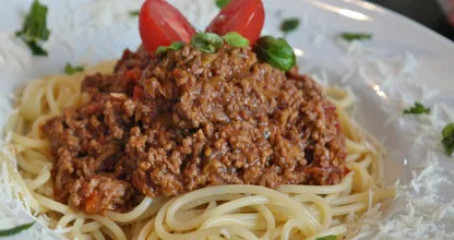 So macht Sternekoch Gordon Ramsay seine berühmte Bolognese Sauce!