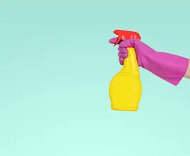 Zo maak je zelf een heerlijk ruikende milieuvriendelijke reiniger