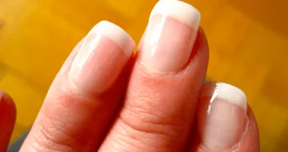 Aus diesem Grund solltest du immer eine Nagelfeile für den Fall der Fälle im Auto haben!
