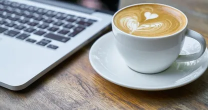 Waarom je nooit koffie voor het ontbijt moet drinken
