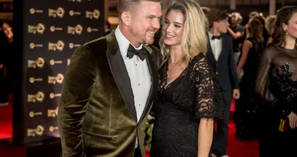 Johnny de Mol en Anouk van Schie hebben elkaar gisteren het jawoord gegeven!