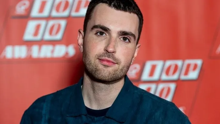 Duncan Laurence oog in oog met idool: ‘Zo leuk om je te ontmoeten’ 