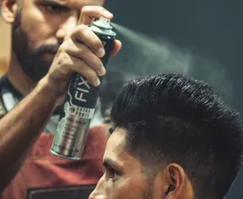 7x hier kun je haarlak ook voor gebruiken