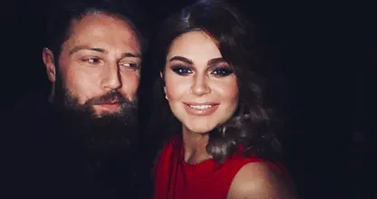 Roxeanne Hazes maakt geslacht van haar baby bekend