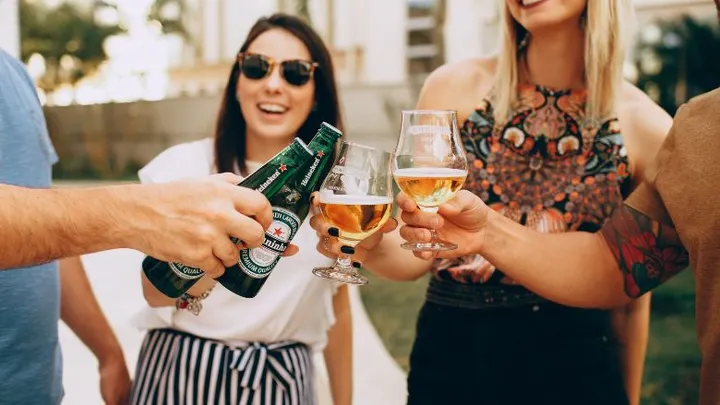 Nieuw onderzoek: één glas alcohol per dag vergroot al het risico op kanker