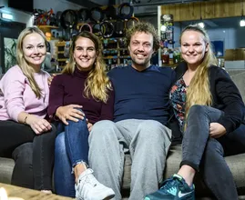 Haakt logee Milou na eerste nacht op Bastiaans boerderij al af?