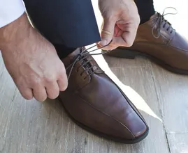 Zo onderhoud je leren schoenen om ze langer mooi te houden