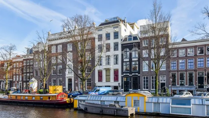 This huge penthouse in the centre of Amsterdam is for sale but it has a VERY special interior...