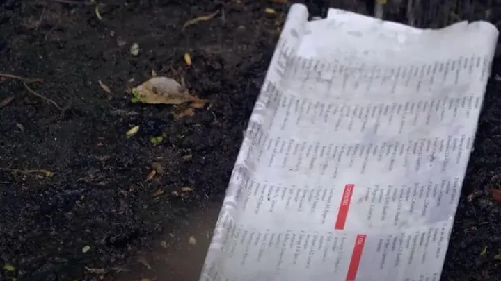 Oude krant over? Dit is de reden waarom je deze vanaf nu altijd in de tuin gaat leggen