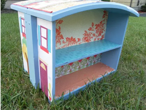 Een poppenhuis van lades