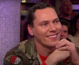 Tiësto wil zijn eerste dochtertje tweetalig opvoeden