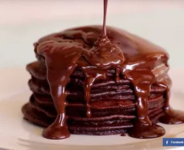 Rezept: Nutella-Pfannkuchen mit extra warmer Schokoladensoße.