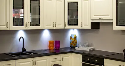 These are 5 kitchen cleaning tasks you can do in less than a minute!