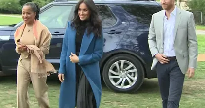 Koningin Elizabeth maakt bijzonder gebaar naar moeder Meghan Markle