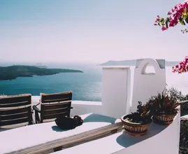 Veilig op vakantie: 189 mensen mogen het in april uitproberen in een Grieks resort