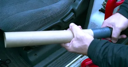 Waarom een lege keukenrol het ideale hulpstuk bij het stofzuigen is